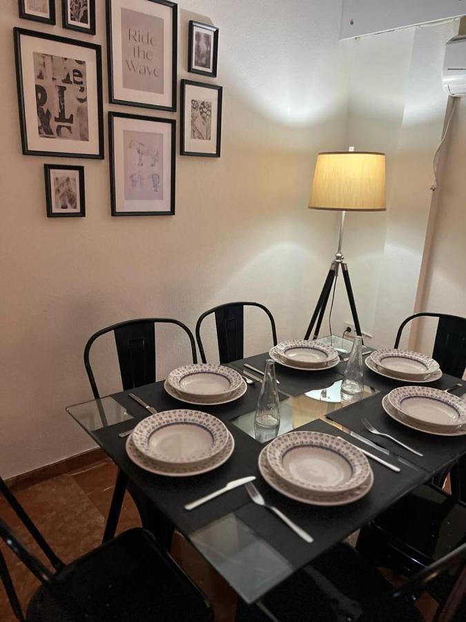 Apartamento Turistico R. Gonzalez Abreu Sevilla Dış mekan fotoğraf